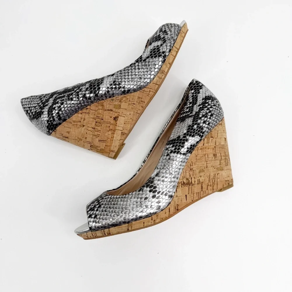 Lucy Choi London Brand New Snakeskin Peep Toe Wedge Heels, Size 40.5 (10.5)
